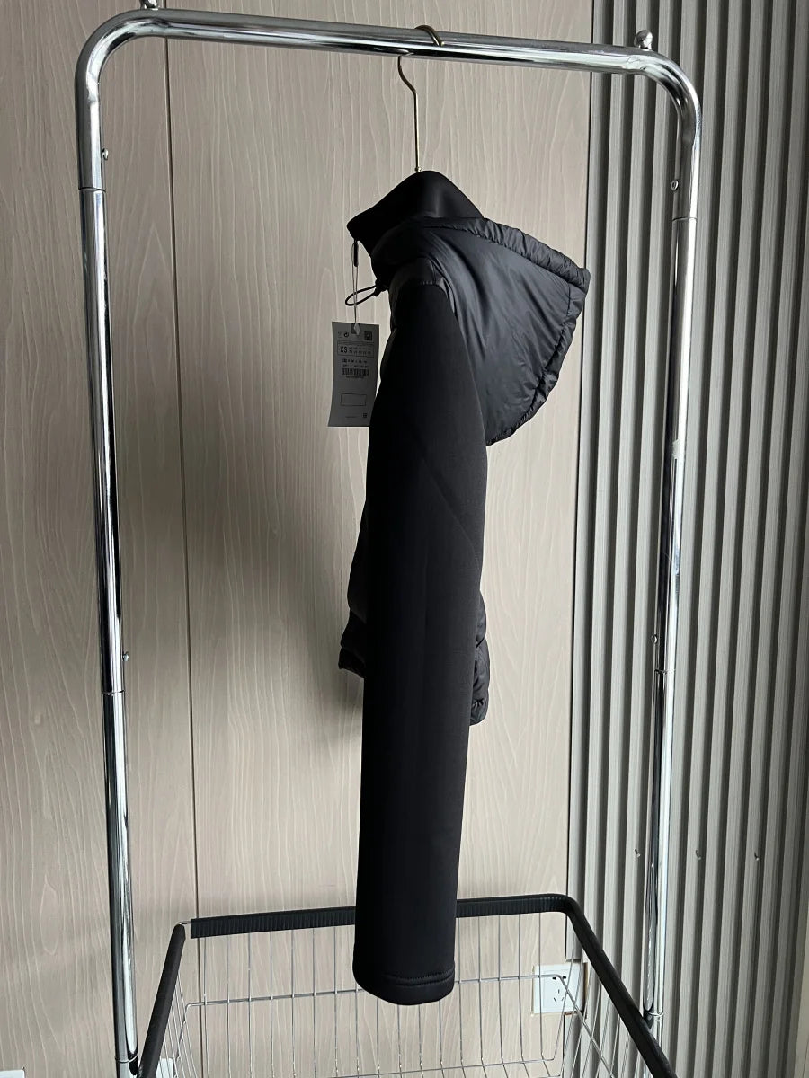 Doudoune légère femme noire avec capuche zippée et manches longues – Meliva